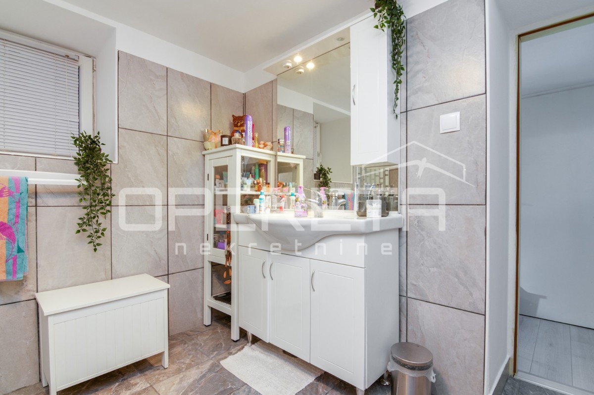 Vendita, Appartamento, Britanac, Pantovčak, 2l, 40m2