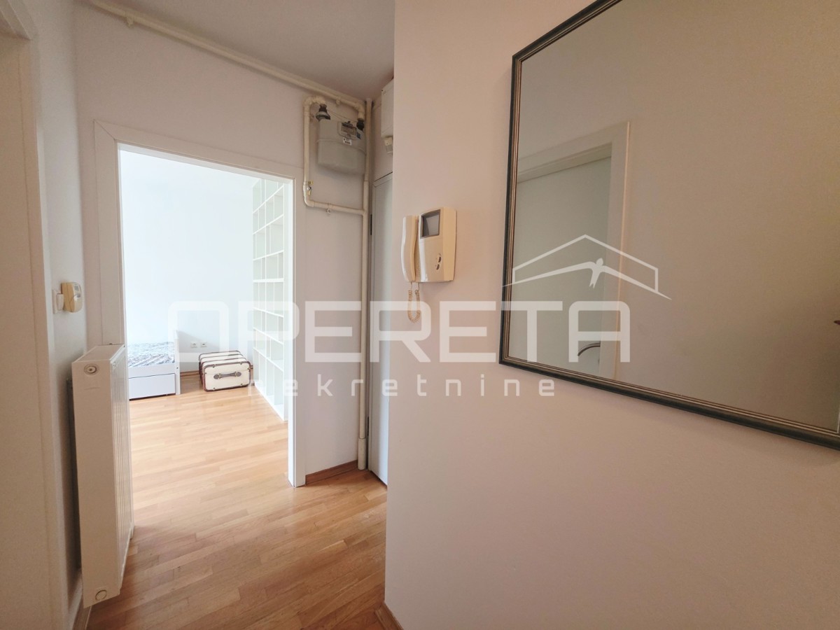 Vendita, Appartamento, Gajnice, kod Bolničke ulice, 3l, 83m2