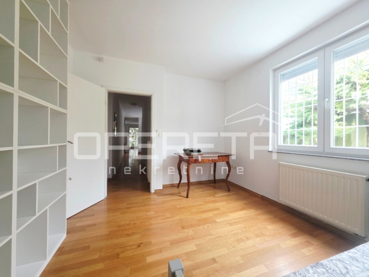 Vendita, Appartamento, Gajnice, kod Bolničke ulice, 3l, 83m2