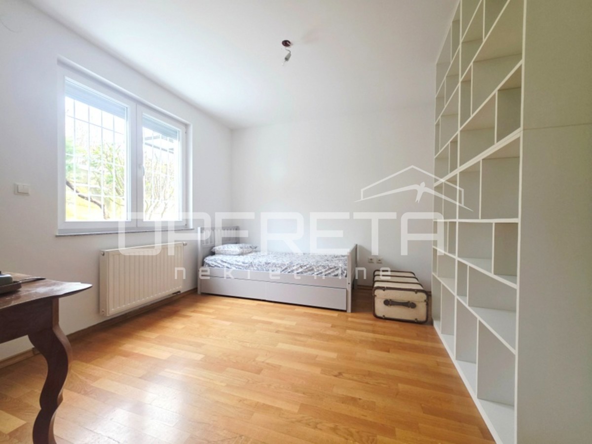 Vendita, Appartamento, Gajnice, kod Bolničke ulice, 3l, 83m2