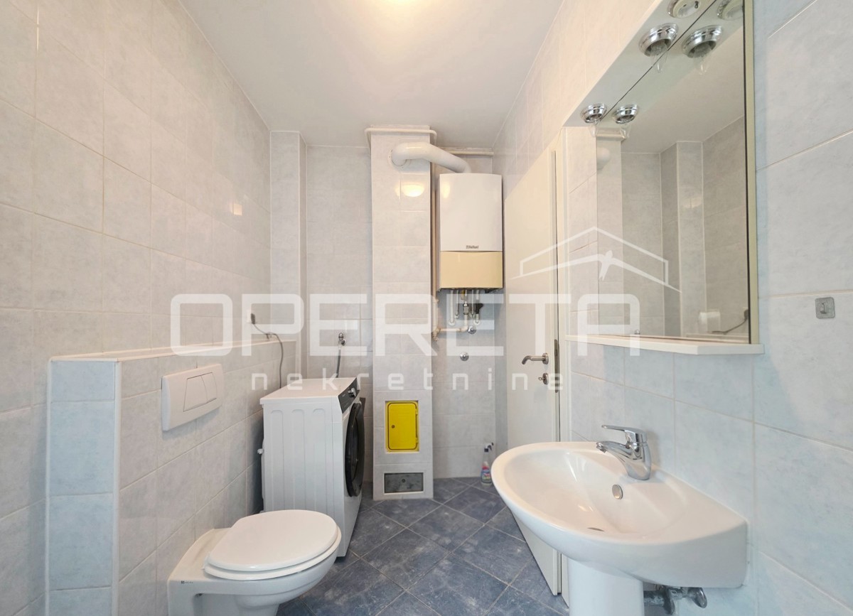 Vendita, Appartamento, Gajnice, kod Bolničke ulice, 3l, 83m2