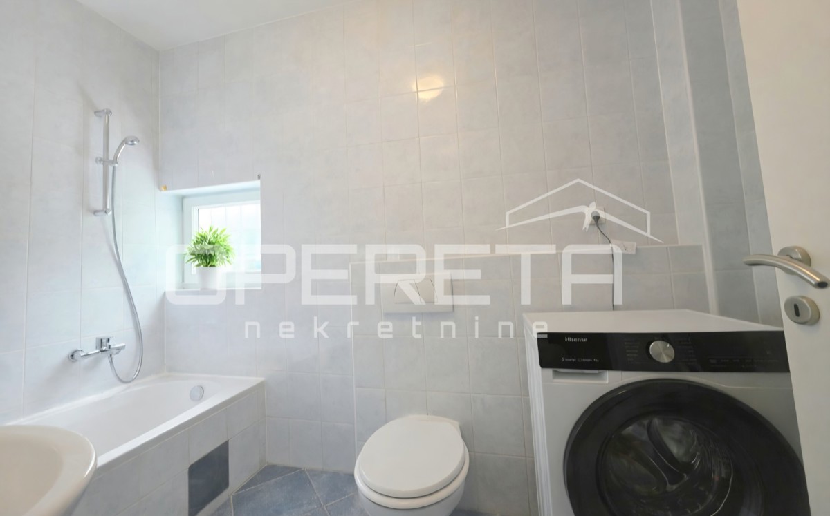 Vendita, Appartamento, Gajnice, kod Bolničke ulice, 3l, 83m2
