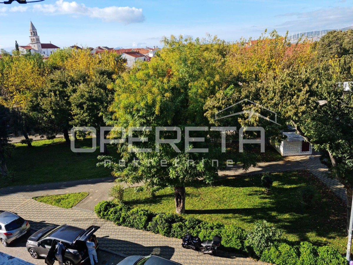 Appartamento monolocale di 47 m2, Centro, Biograd na Moru