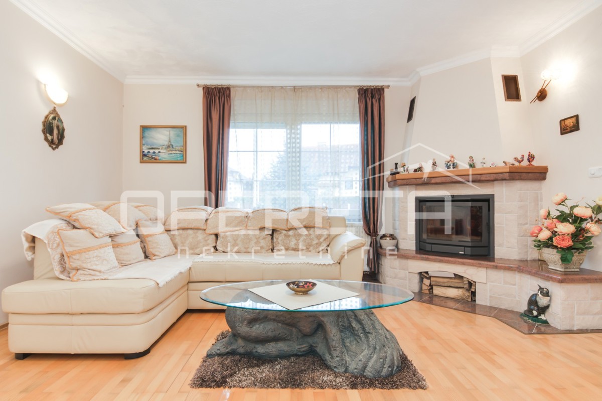 Vendita, Casa, Oroslavje, Stubička cesta , Indipendente, 279m2