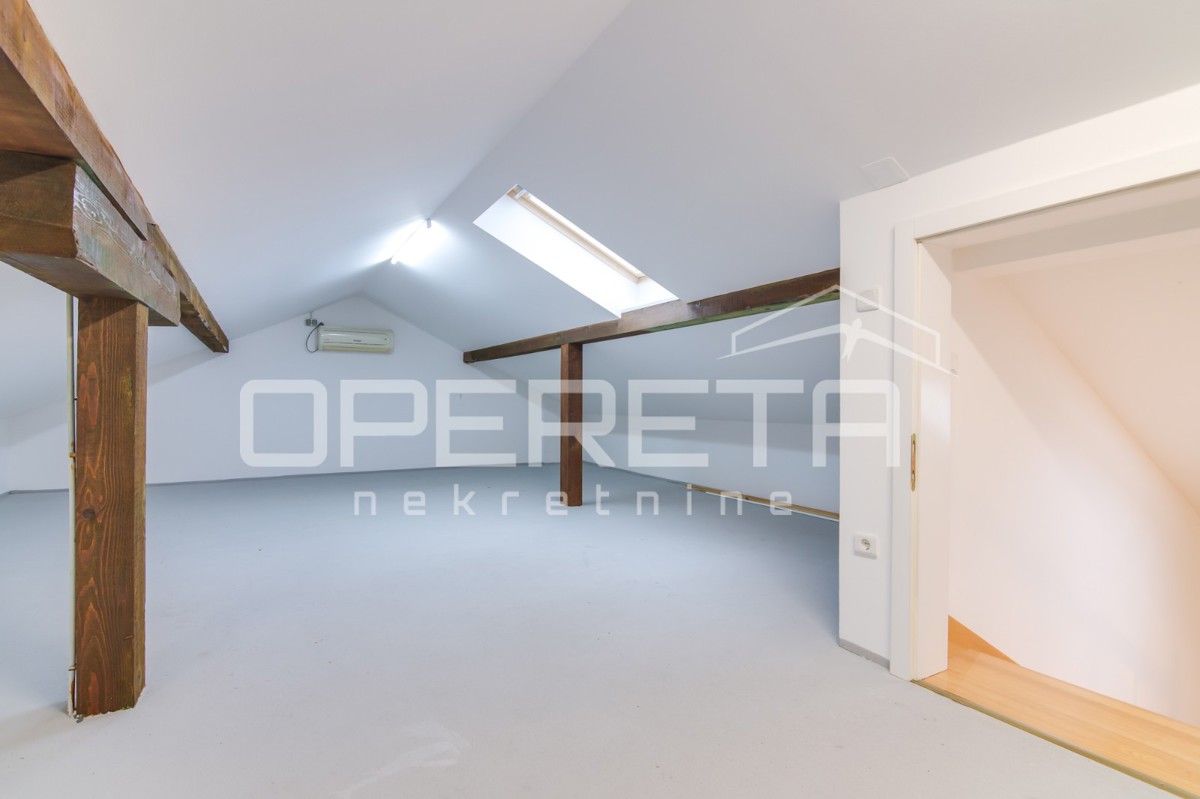 Vendita, Casa, Oroslavje, Stubička cesta , Indipendente, 279m2