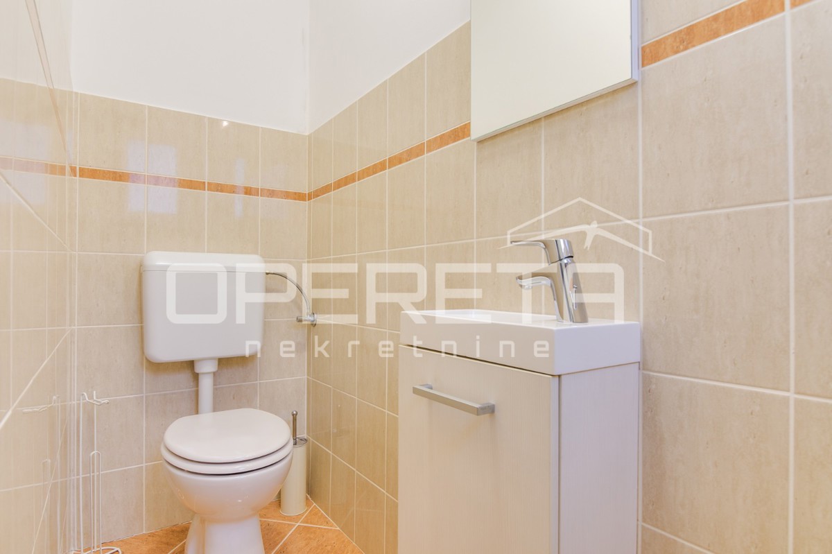 Vendita, Casa, Oroslavje, Stubička cesta , Indipendente, 279m2