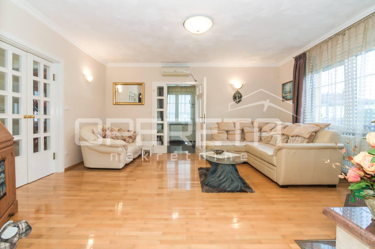 Vendita, Casa, Oroslavje, Stubička cesta , Indipendente, 279m2