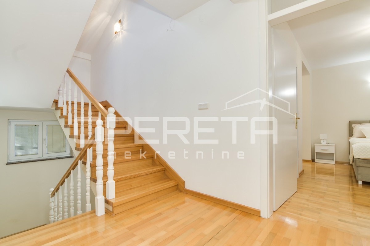 Vendita, Casa, Oroslavje, Stubička cesta , Indipendente, 279m2