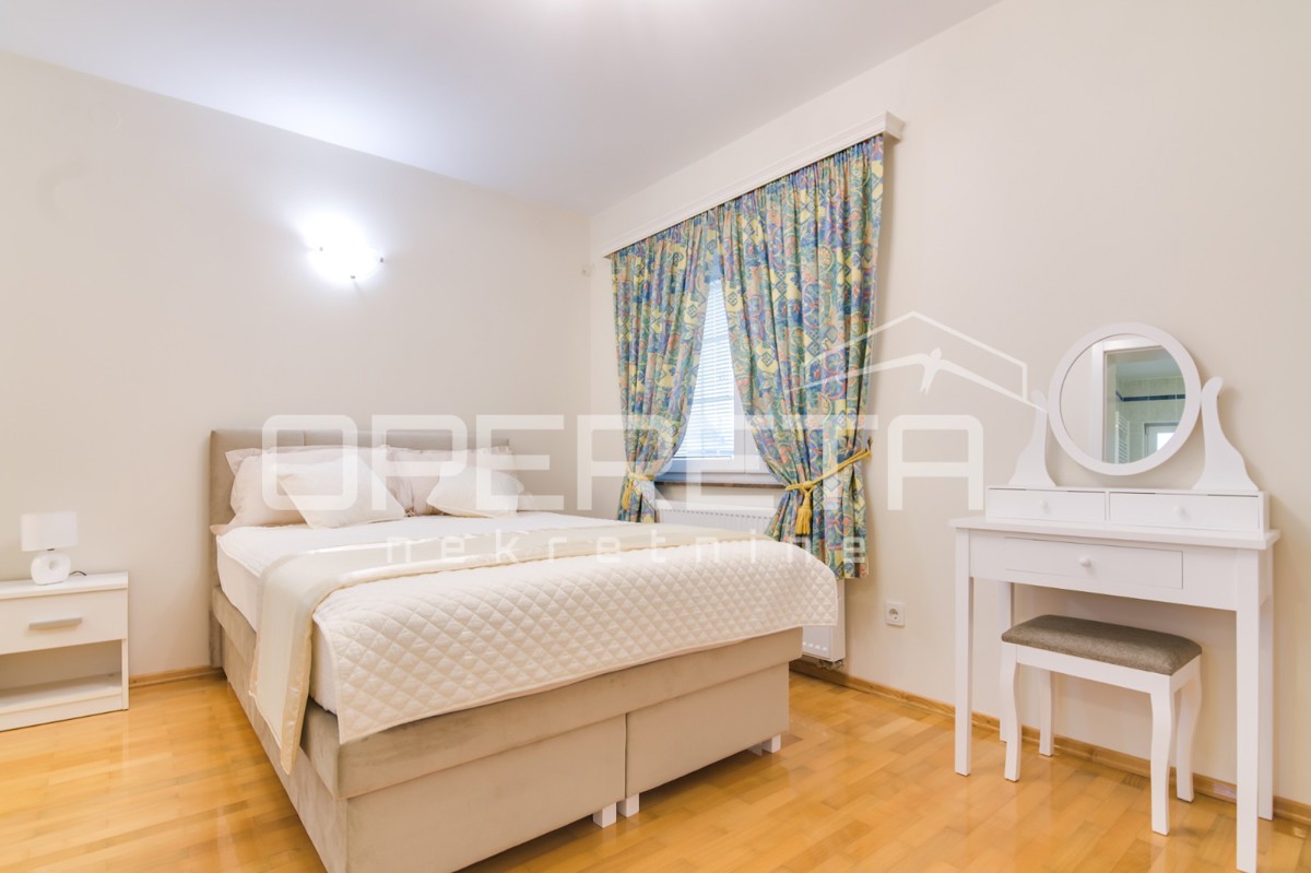 Vendita, Casa, Oroslavje, Stubička cesta , Indipendente, 279m2