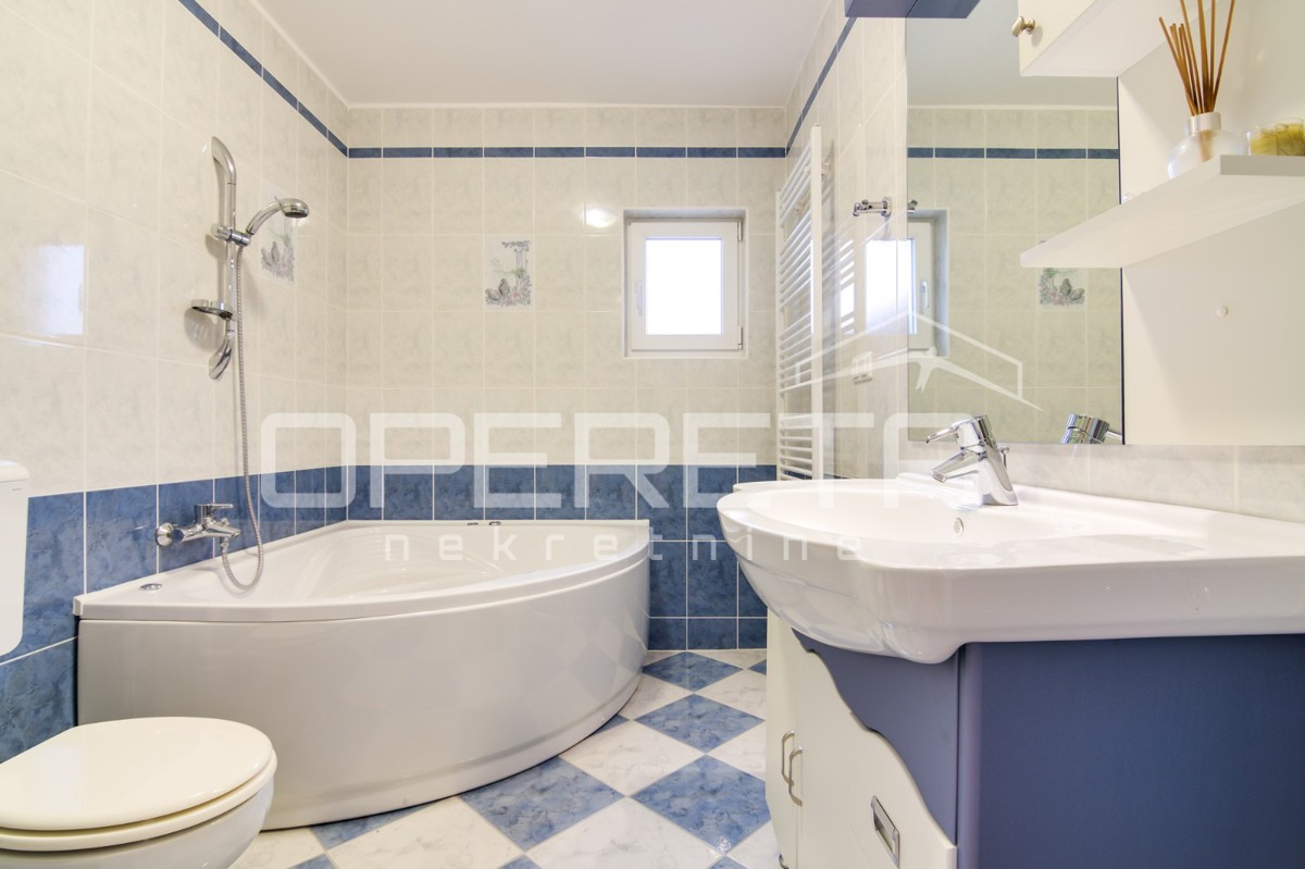 Vendita, Casa, Oroslavje, Stubička cesta , Indipendente, 279m2