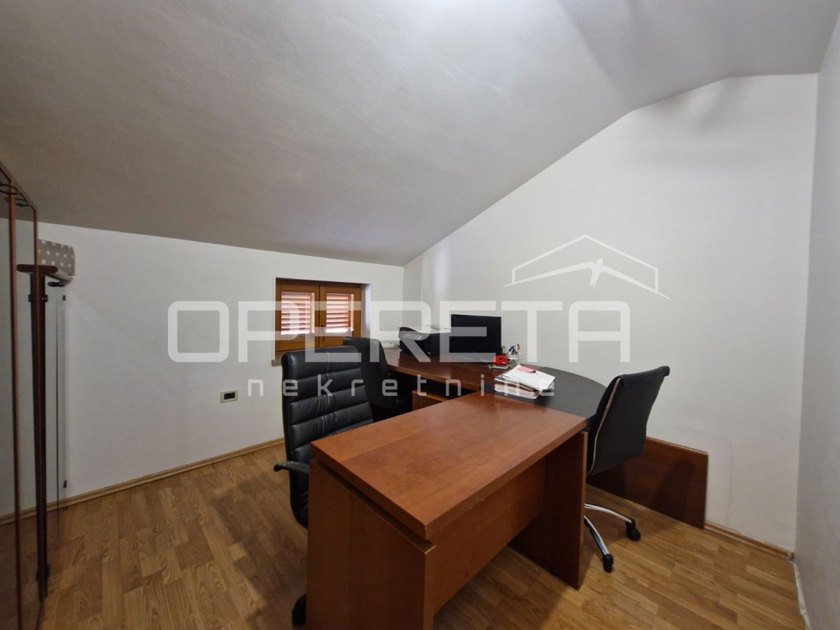 Casa a schiera nel centro di Bala con grande potenziale!