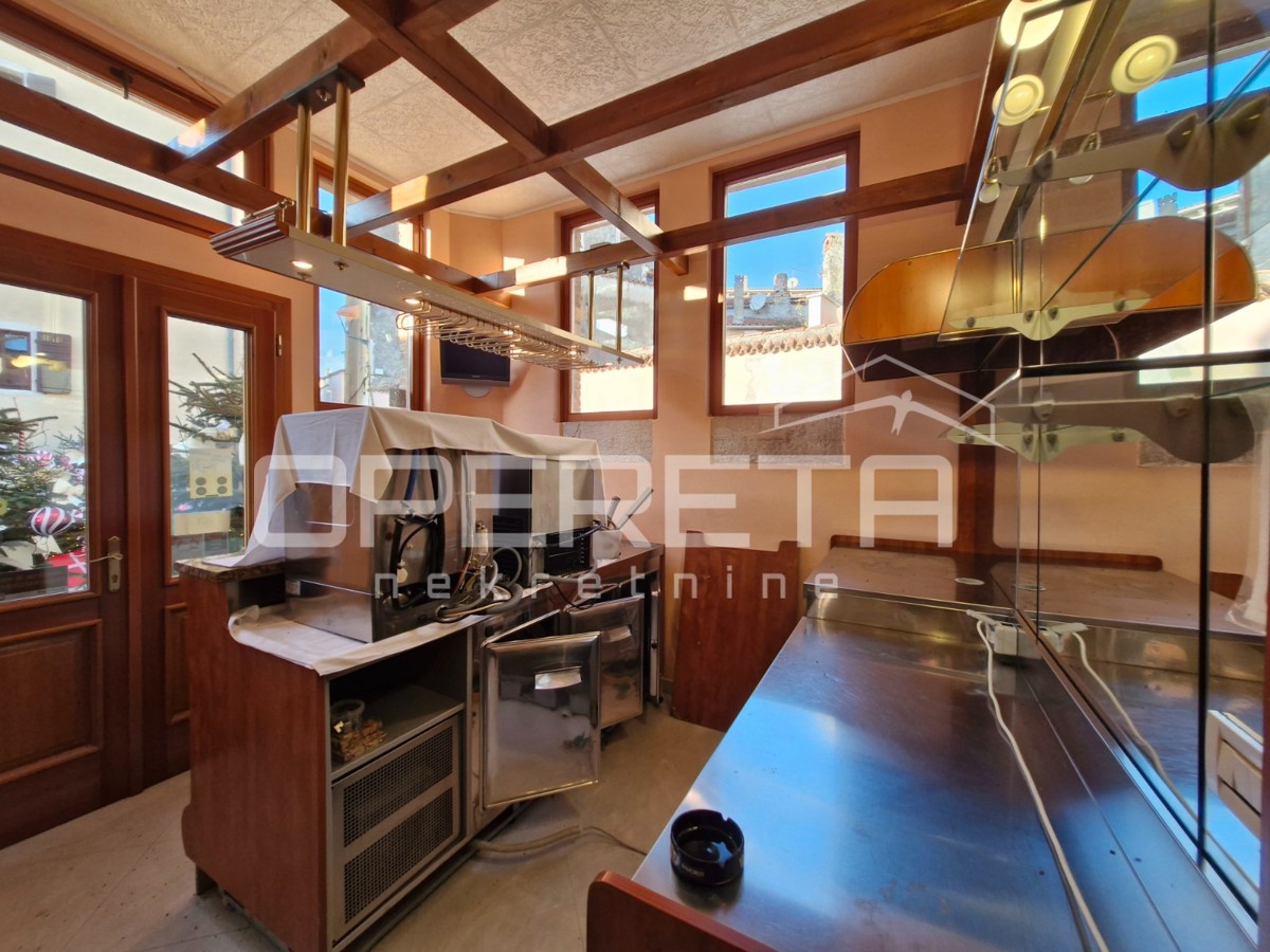 Casa a schiera nel centro di Bala con grande potenziale!