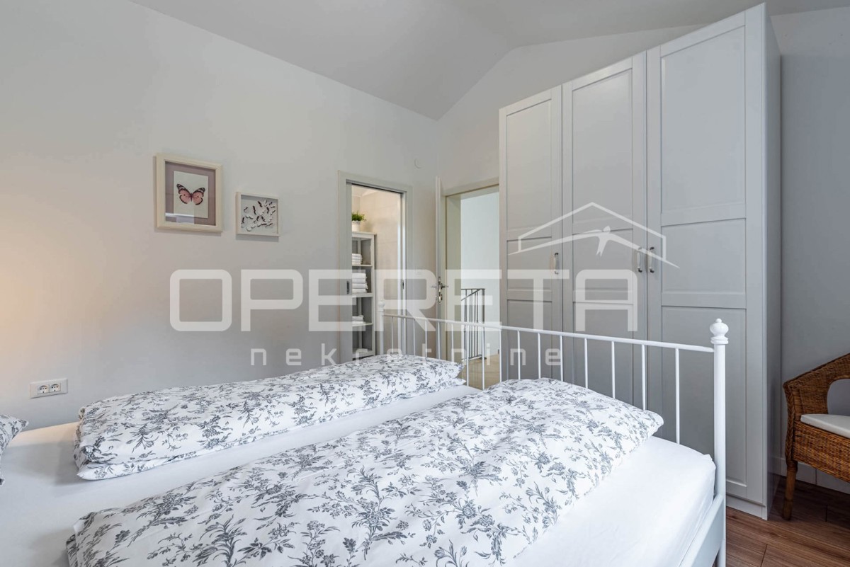 Istria, Labin - dintorni, splendida villa istriana con piscina riscaldata