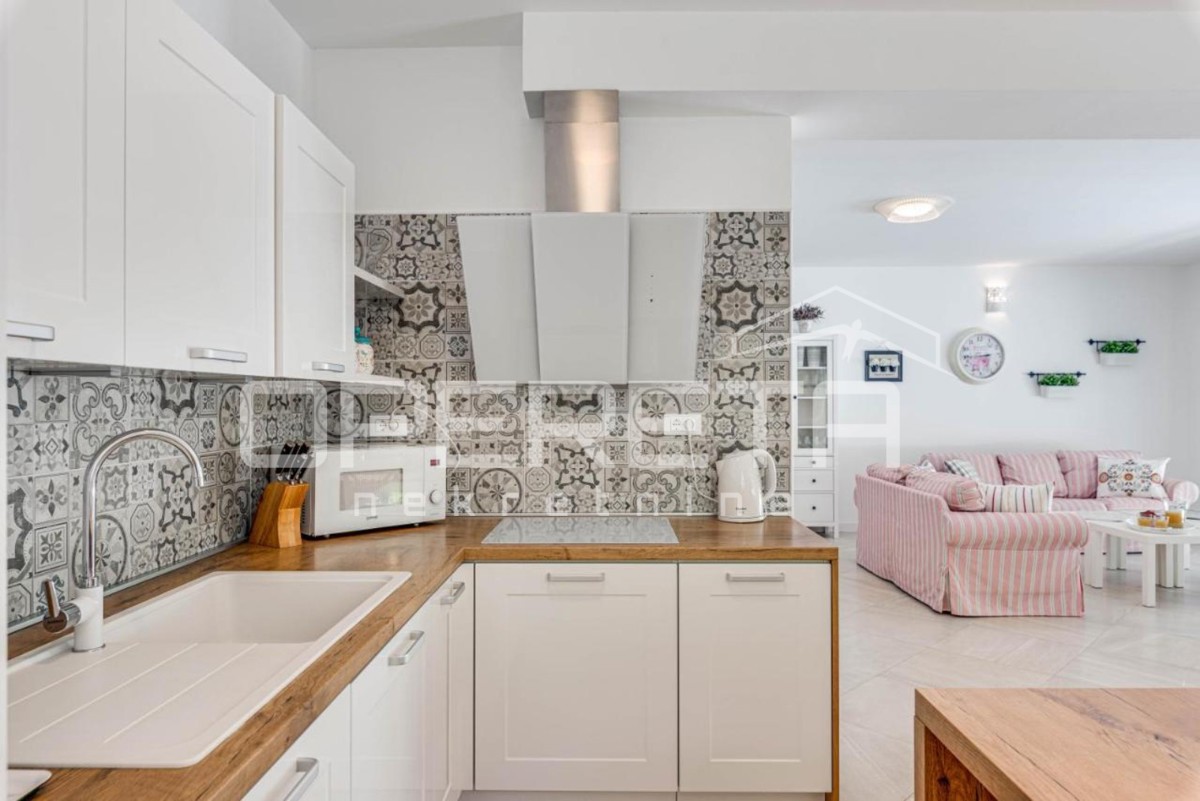 Istria, Labin - dintorni, splendida villa istriana con piscina riscaldata