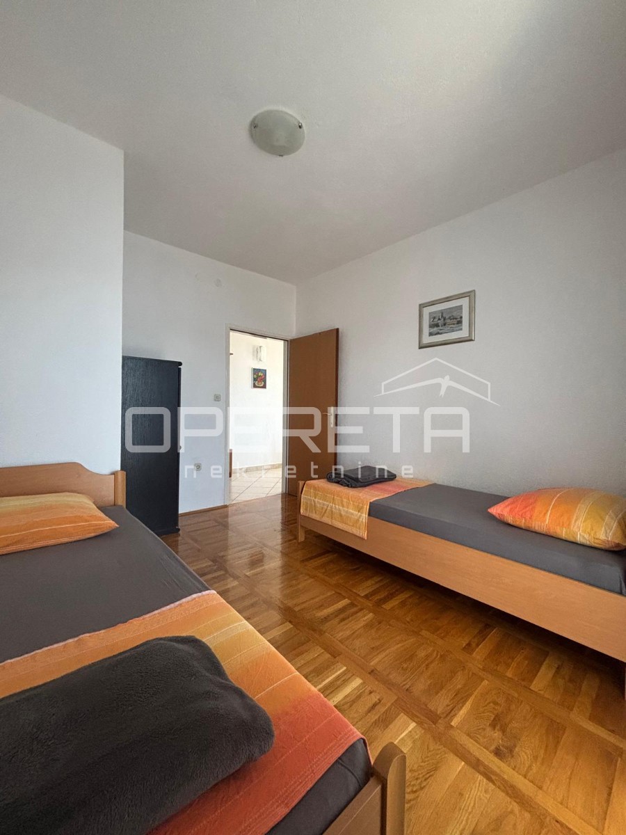 Spaziosa casa al 3° fila dal mare!