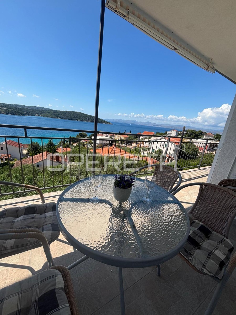 Spaziosa casa al 3° fila dal mare!