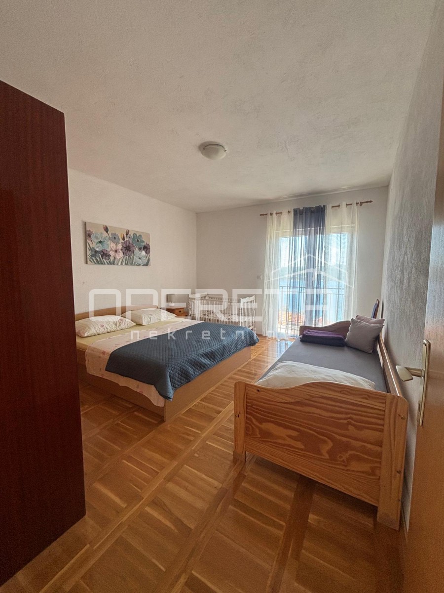 Spaziosa casa al 3° fila dal mare!