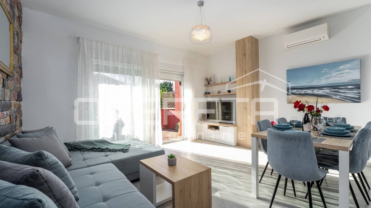 Istria, Savudria - Casa moderna a schiera con piscina