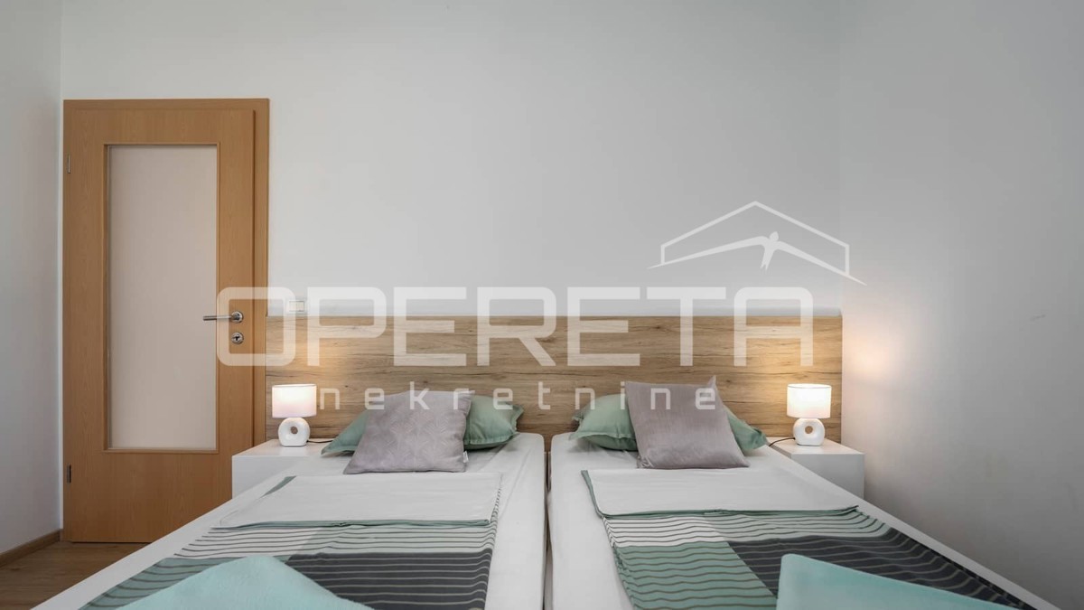 Istria, Savudria - Casa moderna a schiera con piscina