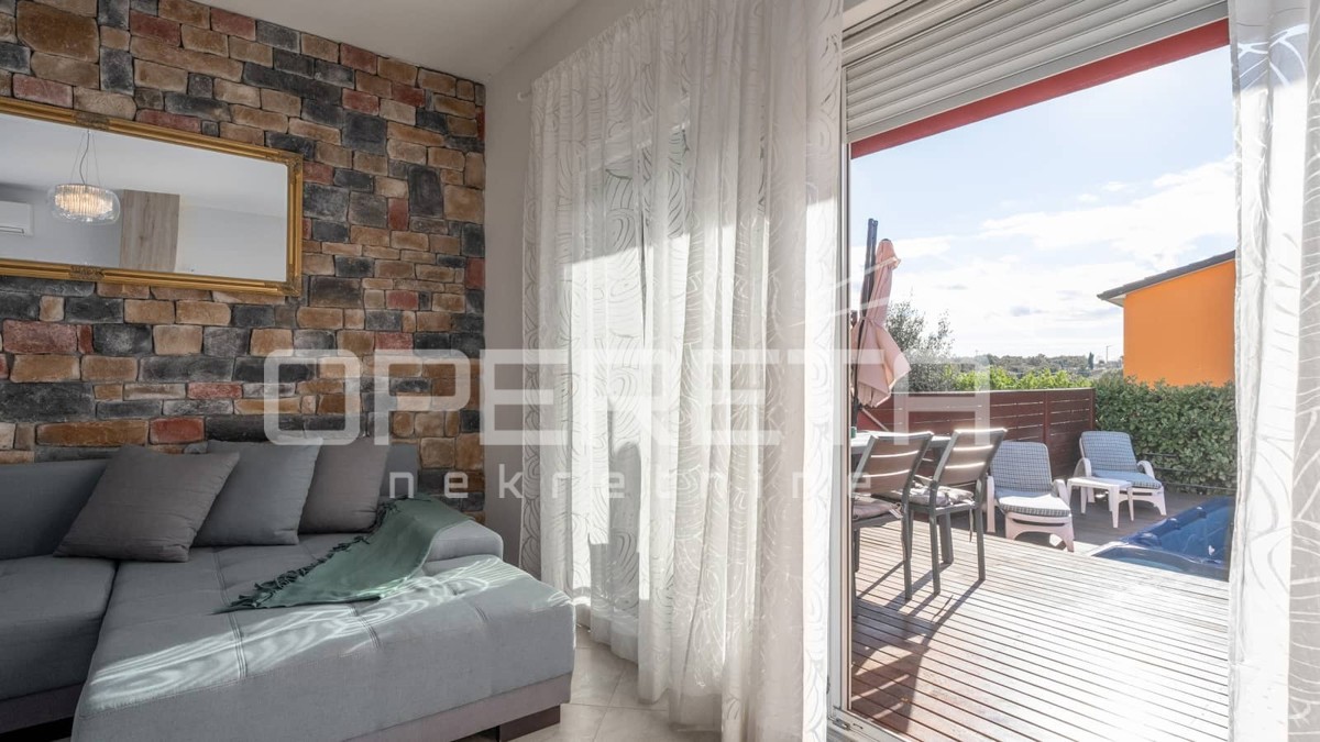 Istria, Savudria - Casa moderna a schiera con piscina