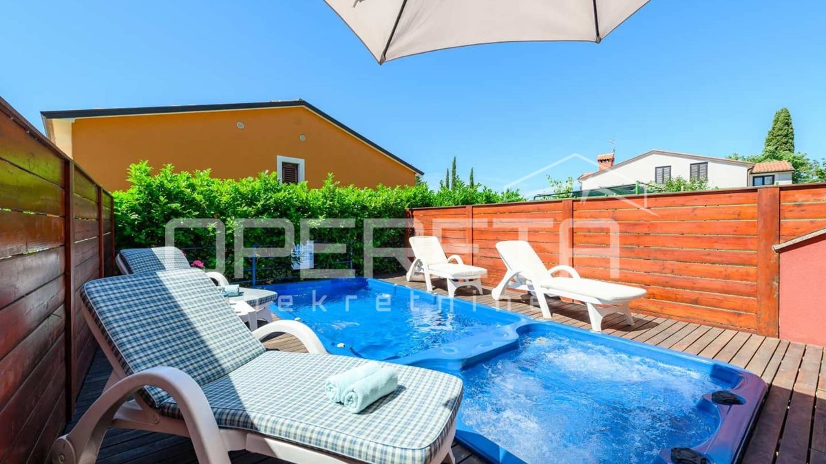 Istria, Savudria - Casa moderna a schiera con piscina