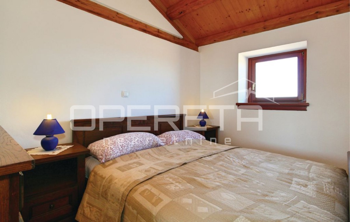 Vižinada – Casa in pietra con terrazza e spazio abitativo aggiuntivo