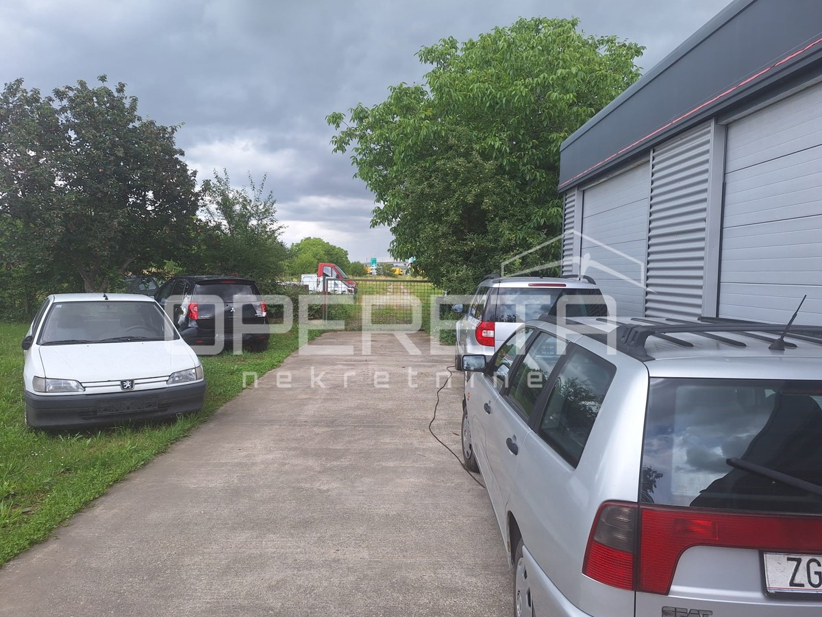 Vendita, Edificio commerciale, Demerje, Travarsko, 760m2