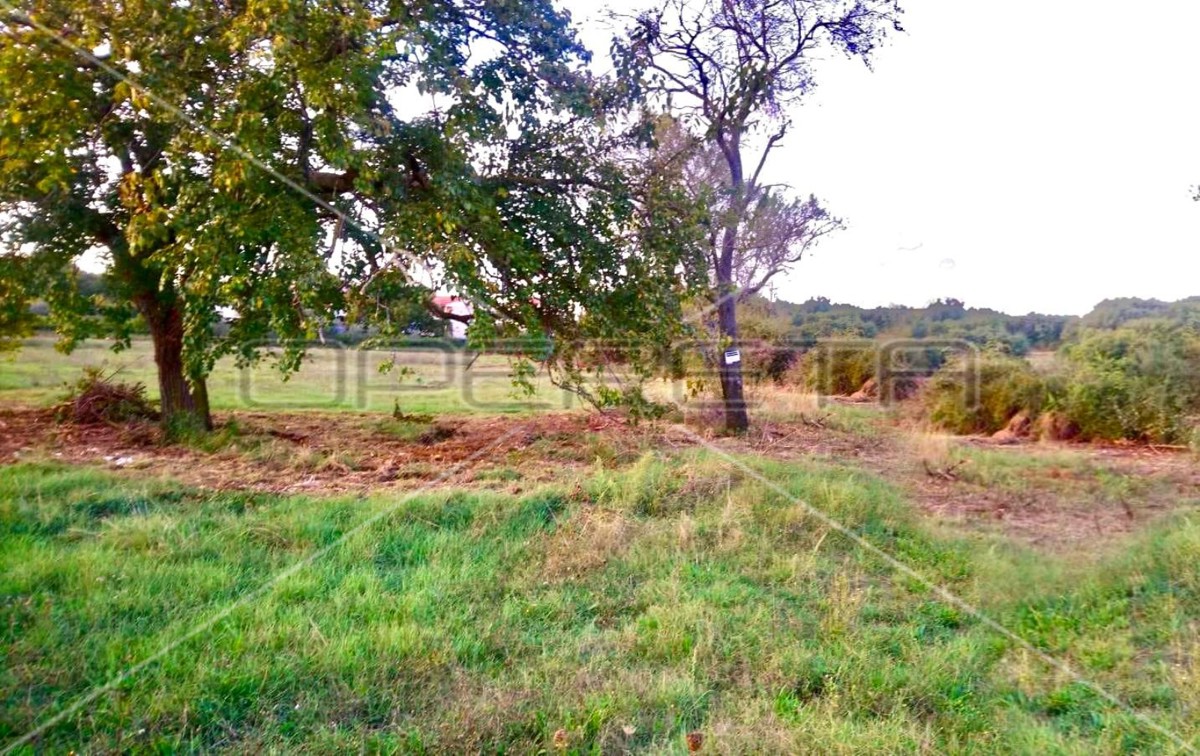 Terreno edificabile Loborika 634m2, a soli 5km da Pola