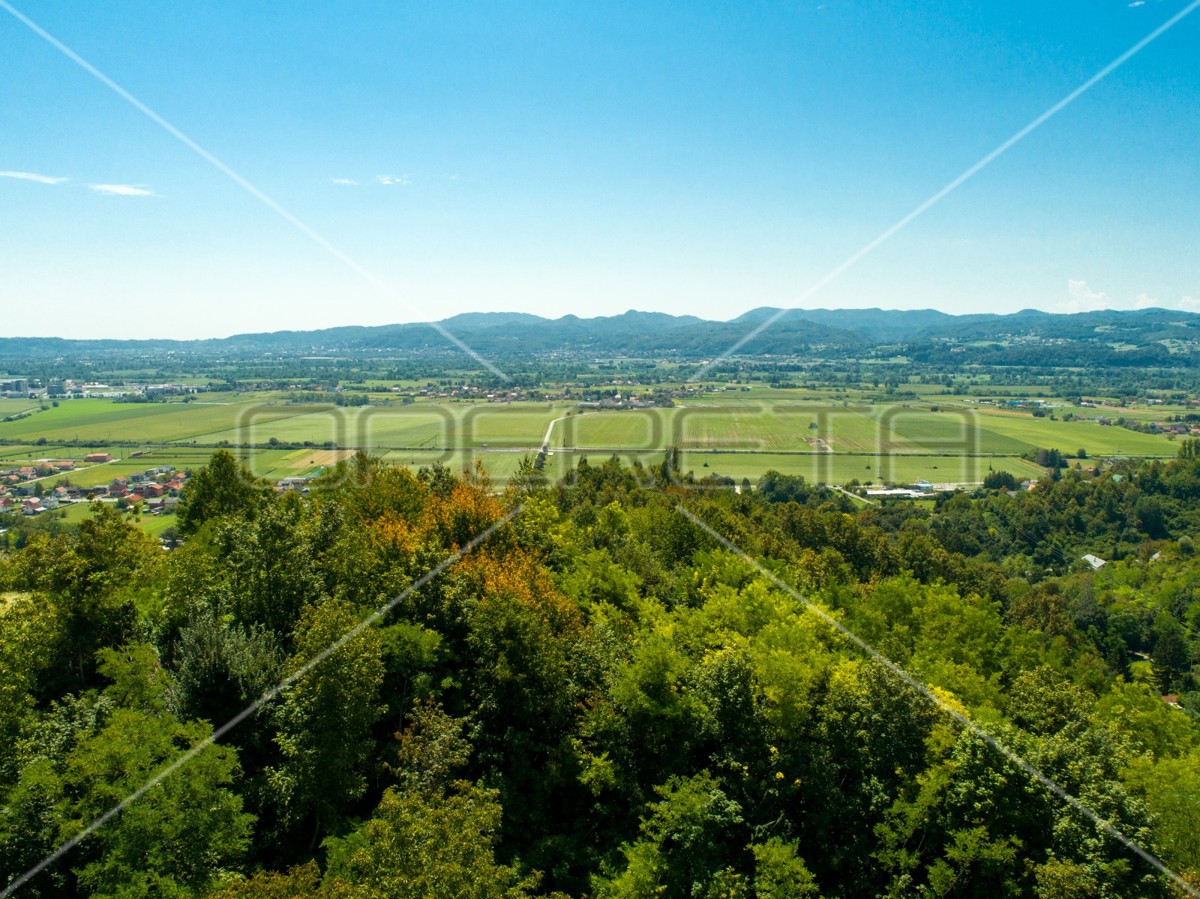 Vranicanijeva ulica 51, Laduč, 5.786,00 m2, 341.000,00 EUR