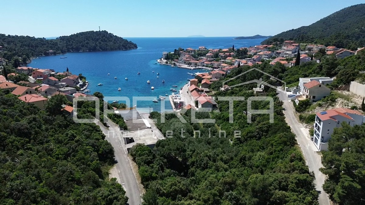 Brna, Korčula – terreno edificabile 625 m2, vicino al mare