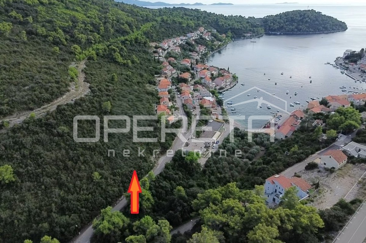Brna, Korčula – terreno edificabile 625 m2, vicino al mare