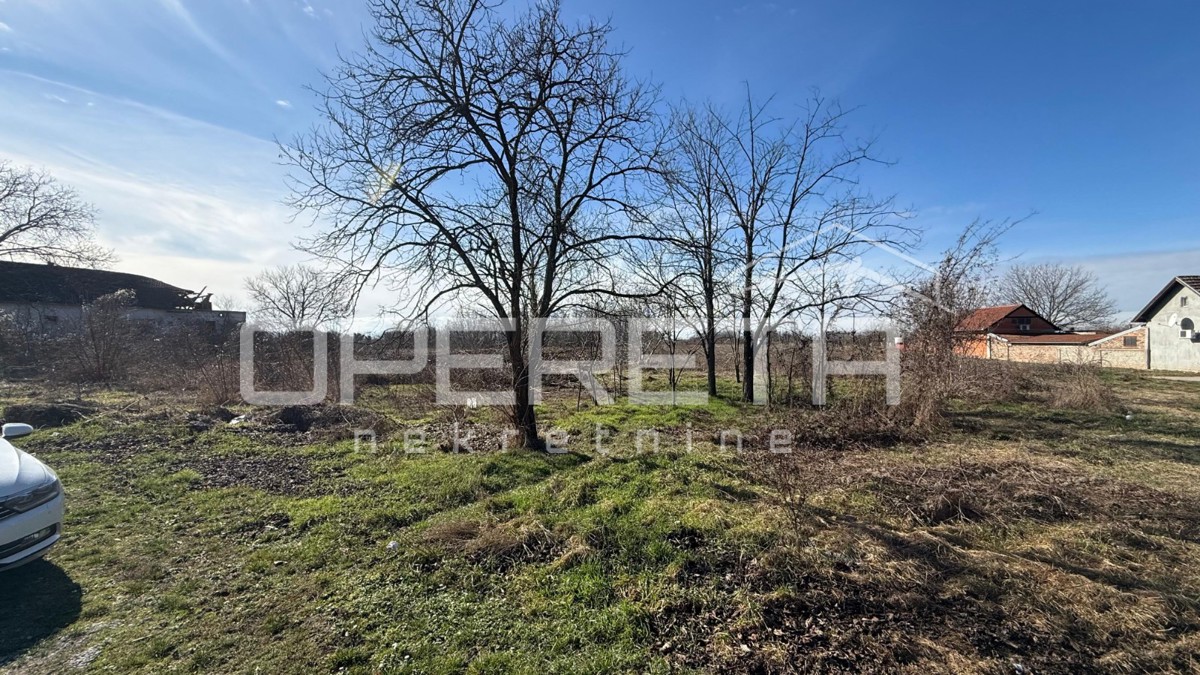 Antuna Mihanovića, Vukovar, 6.144,00 m2, 74.000,00 EUR