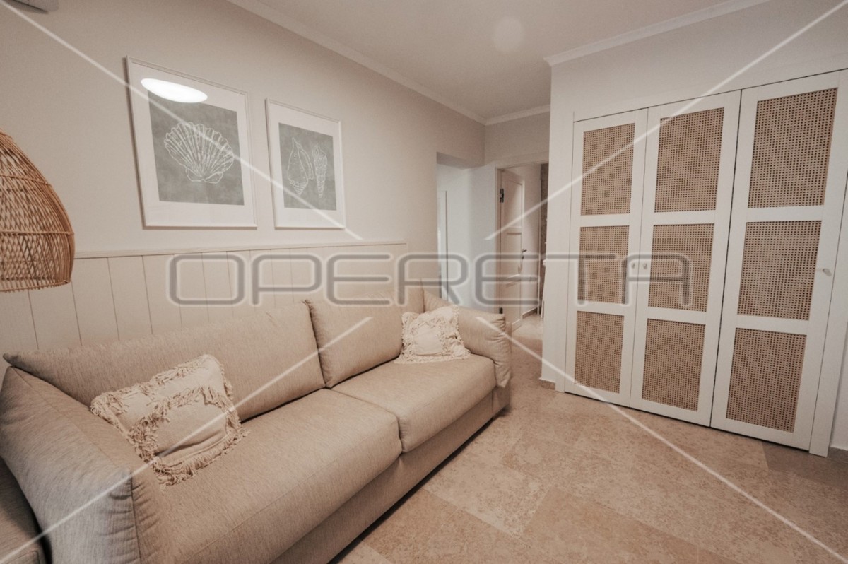 KUKLJICA, ISOLA UGLJAN (DINTORNI DI ZARA), appartamenti ristrutturati