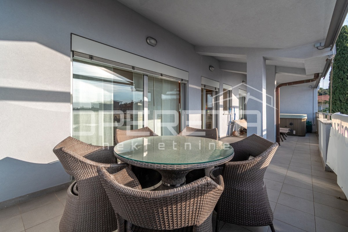 Meraviglioso Attico a 200m dalla spiaggia - Pješćana Uvala