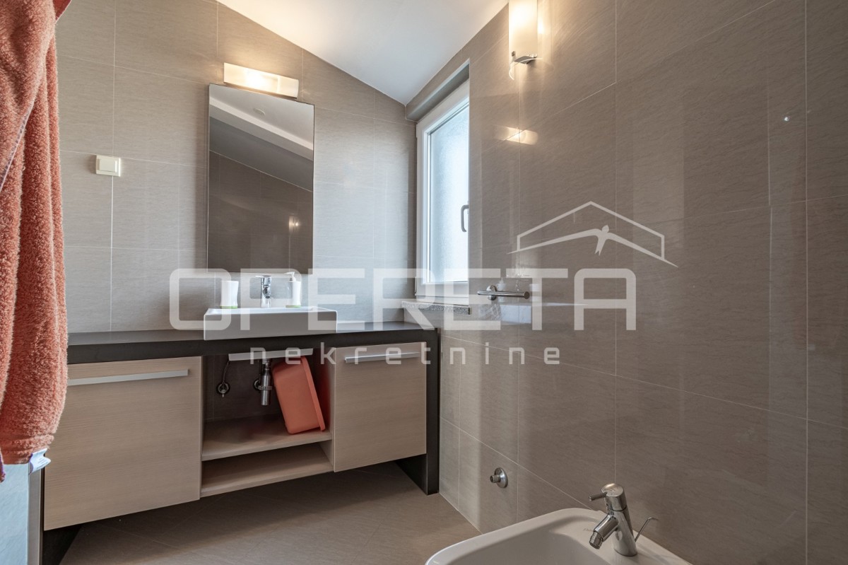 Meraviglioso Attico a 200m dalla spiaggia - Pješćana Uvala