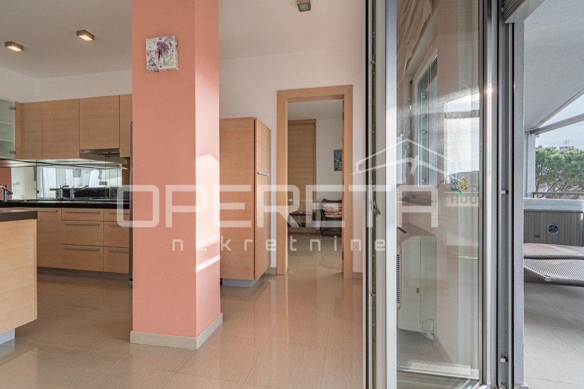 Meraviglioso Attico a 200m dalla spiaggia - Pješćana Uvala