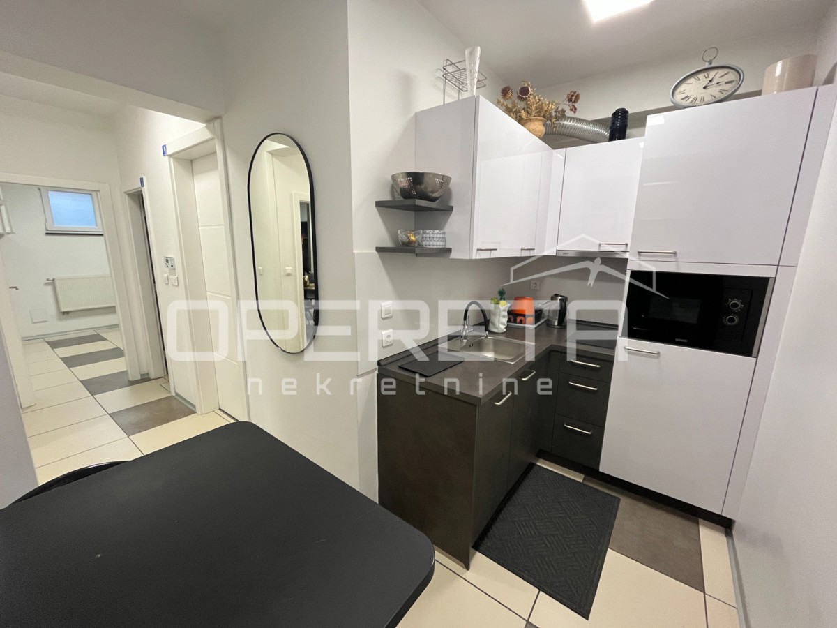 Vendita, Appartamento, Prečko, Ronjgova, 3,5l, 110m2