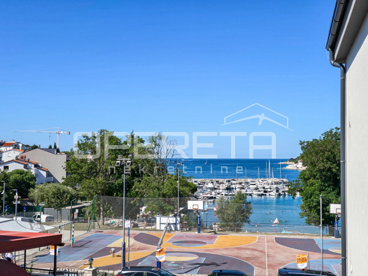 ISTRIA, BAIA DI SABBIA - Appartamento in prima fila sul mare