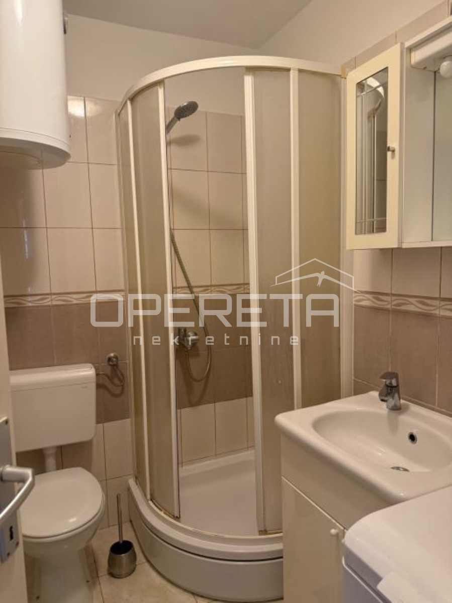 Centro di Spalato (Dobri) – 2 appartamenti in un'unica unità / investimento di alta qualità nel cuore della città