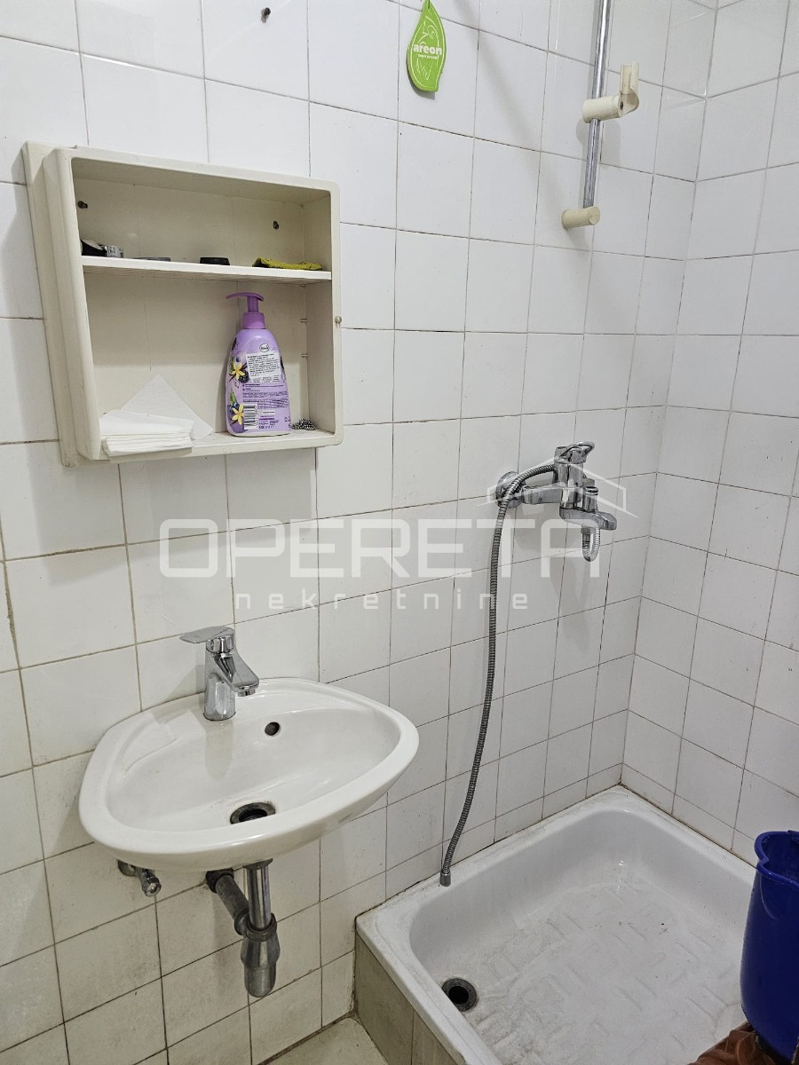 Vendita, Casa, Trešnjevka, Ribnička, Indipendente, 30m2