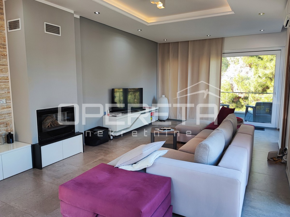 Casa moderna con tre appartamenti, splendida terrazza sul tetto e giardino, vicinanza al mare - Borik, Zara