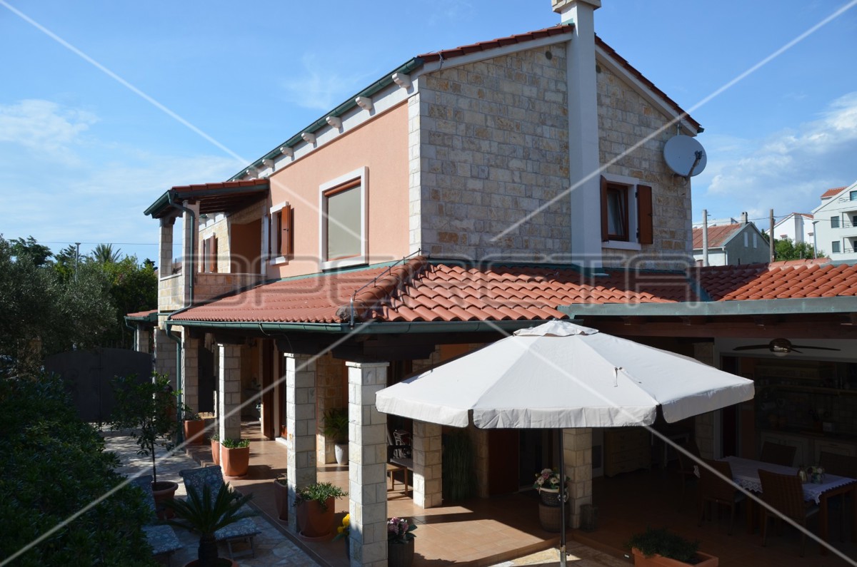 Vendita, Casa, Novalja-centar, Poljski put , Indipendente, 197m2