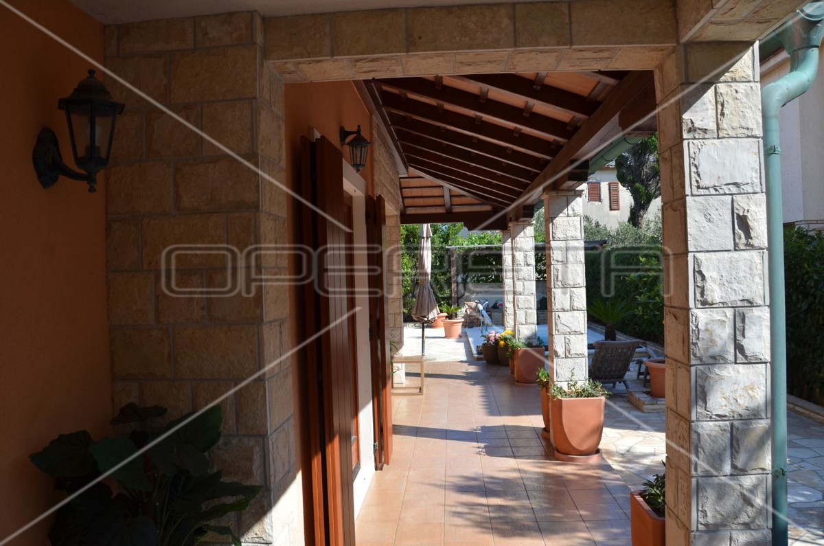 Vendita, Casa, Novalja-centar, Poljski put , Indipendente, 197m2