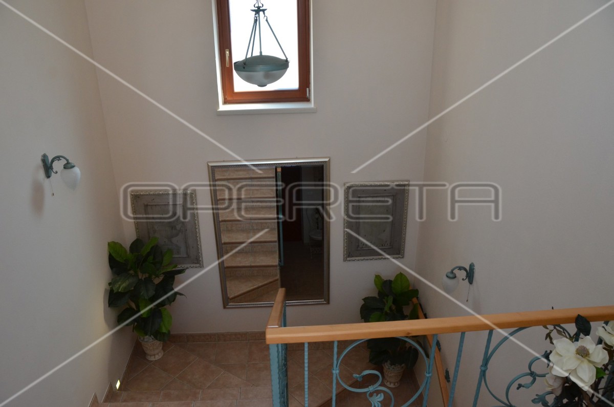 Vendita, Casa, Novalja-centar, Poljski put , Indipendente, 197m2