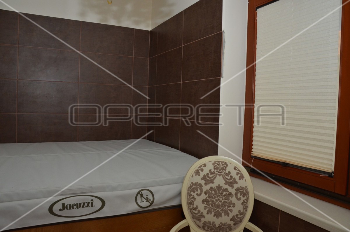 Vendita, Casa, Novalja-centar, Poljski put , Indipendente, 197m2