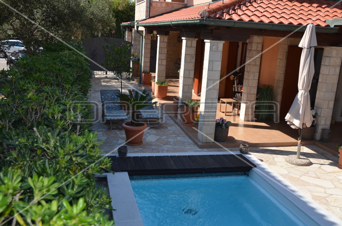 Vendita, Casa, Novalja-centar, Poljski put , Indipendente, 197m2