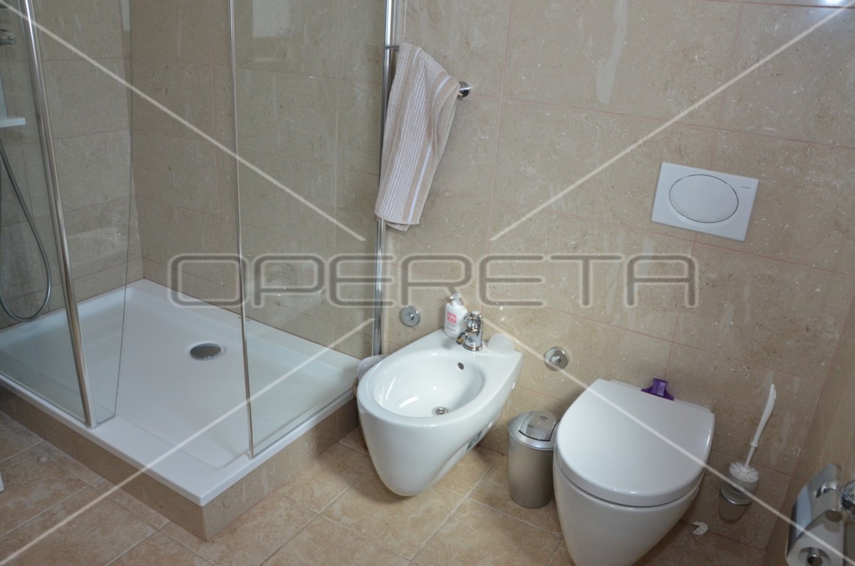 Vendita, Casa, Novalja-centar, Poljski put , Indipendente, 197m2