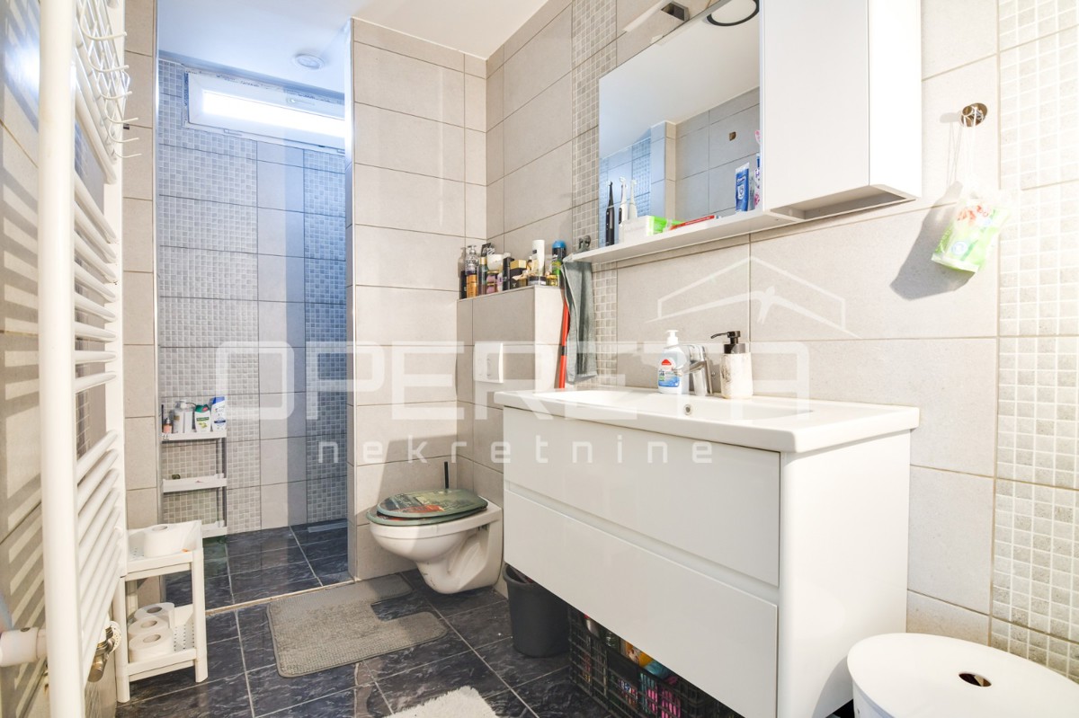 Vendita, Casa, Trešnjevka, Zagorska ulica, Casa a schiera, 65m2