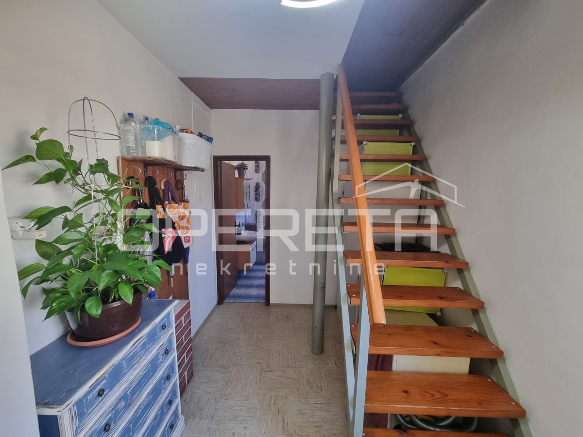 Vendita, Casa, Vrapče, Vrapčanska ulica, Indipendente, 250m2
