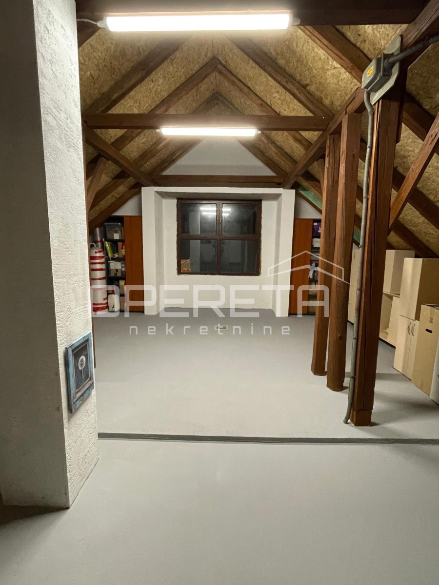 Vendita, Casa, Vrapče, Vrapčanska ulica, Indipendente, 250m2